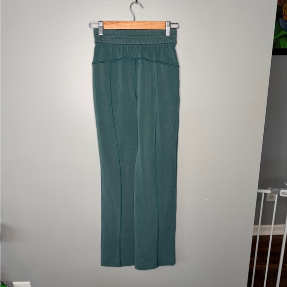 Lululemon Softstreme High-Rise Pant *Regular - Storm Teal - Picture 3 of 9